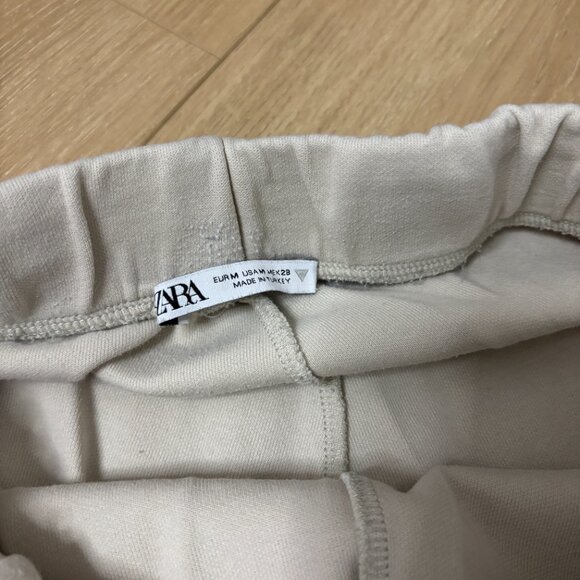 Zara Wide Leg Beige Cream Loose Pants Sweatpants Sweats SIze Medium - Picture 2 of 3